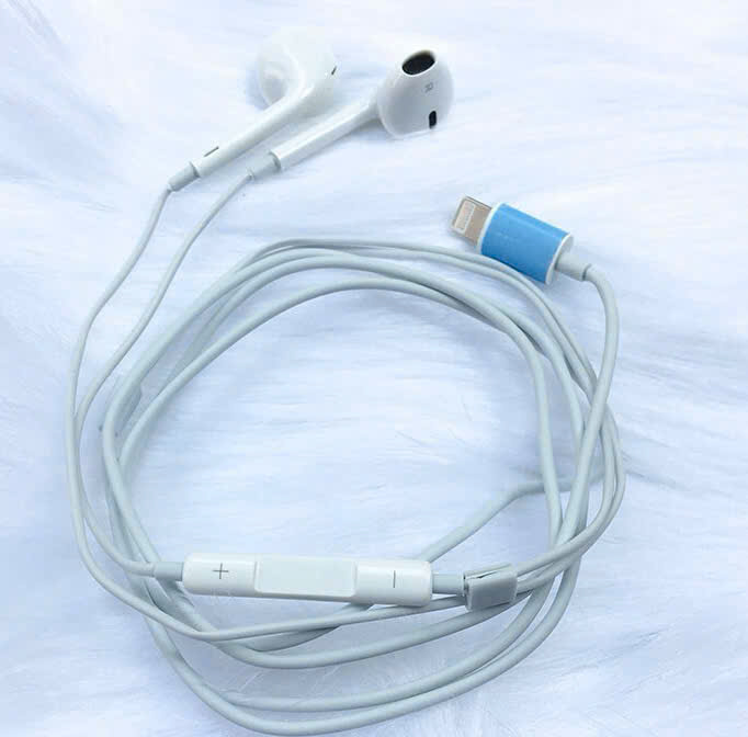 tai-nghe-samsung-galaxy-y